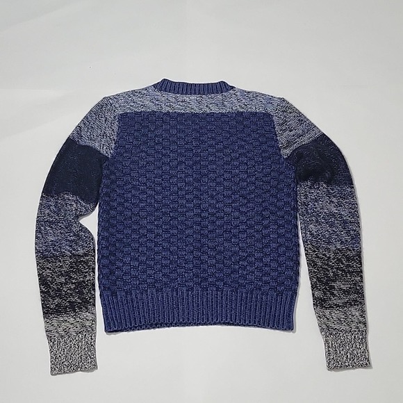 Lord & Taylor Cashmere Sweater - Picture 2 of 13